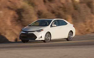   Toyota Corolla LE Eco US-spec - 2016