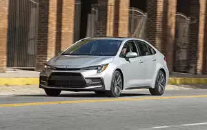   Toyota Corolla SE Sedan US-spec - 2019