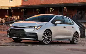   Toyota Corolla SE Sedan US-spec - 2019