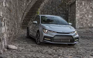   Toyota Corolla SE Sedan US-spec - 2019