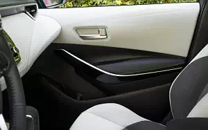   Toyota Corolla XSE Hatchback US-spec - 2019