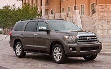   Toyota Sequoia - 2010