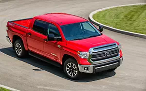   Toyota Tundra CrewMax SR5 TRD - 2014