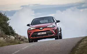   Toyota C-HR Hybrid (Orange) - 2019