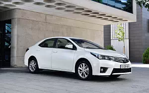   Toyota Corolla - 2013