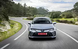   Toyota Corolla Sedan Hybrid - 2019