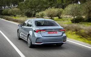   Toyota Corolla Sedan Hybrid - 2019