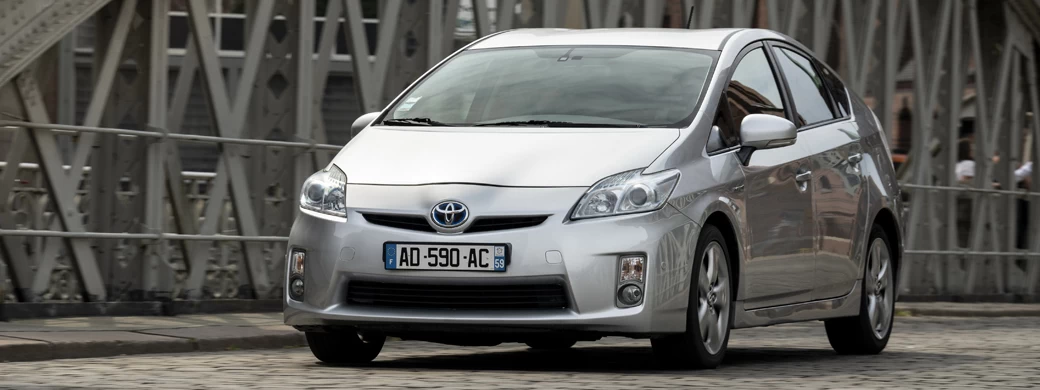   Toyota Prius Third Generation - Car wallpapers