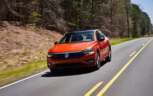   Volkswagen Jetta R-Line US-spec - 2018