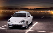   Volkswagen Beetle - 2011