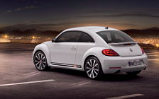   Volkswagen Beetle - 2011