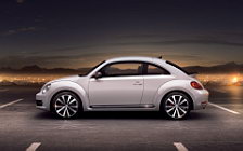   Volkswagen Beetle - 2011