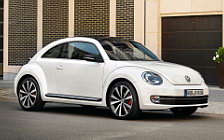   Volkswagen Beetle - 2011