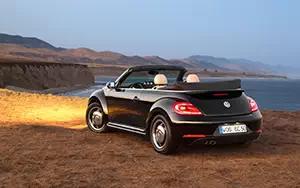   Volkswagen Beetle Cabriolet 50s Edition - 2012