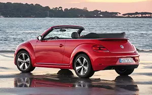   Volkswagen Beetle Cabriolet - 2013