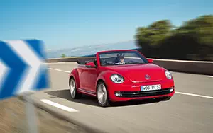   Volkswagen Beetle Cabriolet - 2013