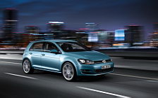   Volkswagen Golf 5door - 2012