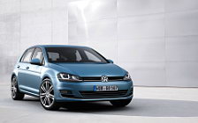   Volkswagen Golf 5door - 2012