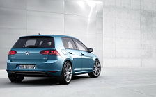   Volkswagen Golf 5door - 2012