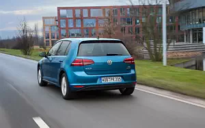   Volkswagen Golf TGI BlueMotion 5door - 2013