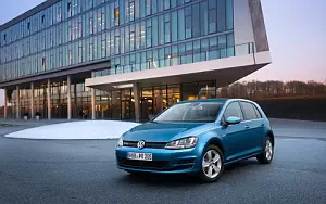   Volkswagen Golf TGI BlueMotion 5door - 2013