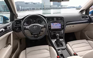   Volkswagen Golf Variant TDI BlueMotion - 2013