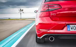   Volkswagen Golf GTI Performance 5door - 2017