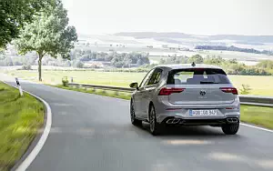   Volkswagen Golf eTSI R-Line - 2020