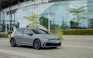   Volkswagen Golf eTSI R-Line - 2020