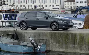   Volkswagen Golf Style (WOB-GO821) - 2020