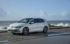   Volkswagen Golf Style (WOB-GO826) - 2020
