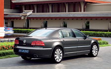   Volkswagen Phaeton V8 long wheelbase - 2010