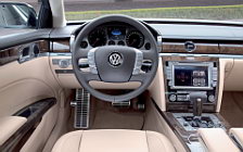   Volkswagen Phaeton V8 long wheelbase - 2010