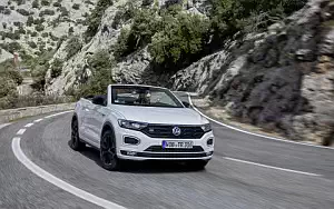   Volkswagen T-Roc Cabriolet R-Line (Pure White) - 2020