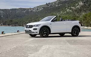   Volkswagen T-Roc Cabriolet R-Line (Pure White) - 2020