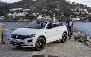   Volkswagen T-Roc Cabriolet R-Line (Pure White) - 2020