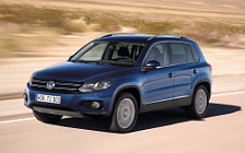   Volkswagen Tiguan Equipment Track Style - 2011