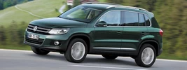 Volkswagen Tiguan - 2011