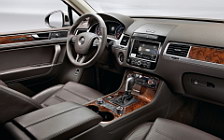   Volkswagen Touareg - 2010