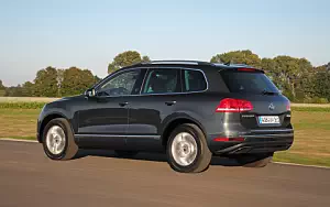   Volkswagen Touareg Hybrid - 2014