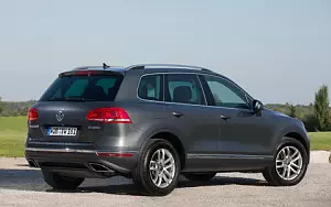   Volkswagen Touareg Hybrid - 2014