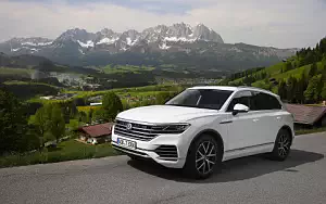   Volkswagen Touareg V6 TDI - 2018