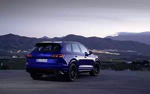   Volkswagen Touareg R - 2020