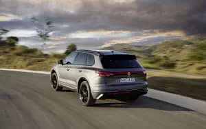   Volkswagen Touareg R eHybrid - 2023