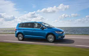   Volkswagen Touran TDI - 2015