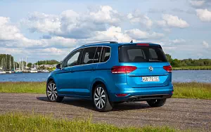   Volkswagen Touran TDI - 2015