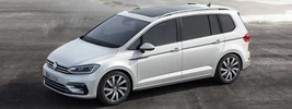 Volkswagen Touran R-Line - 2015