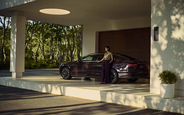 ���� ���������� Volvo S90 T8 Recharge China-spec - 2025