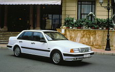   Volvo 460 - 1990