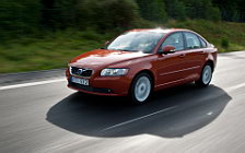   Volvo S40 - 2011